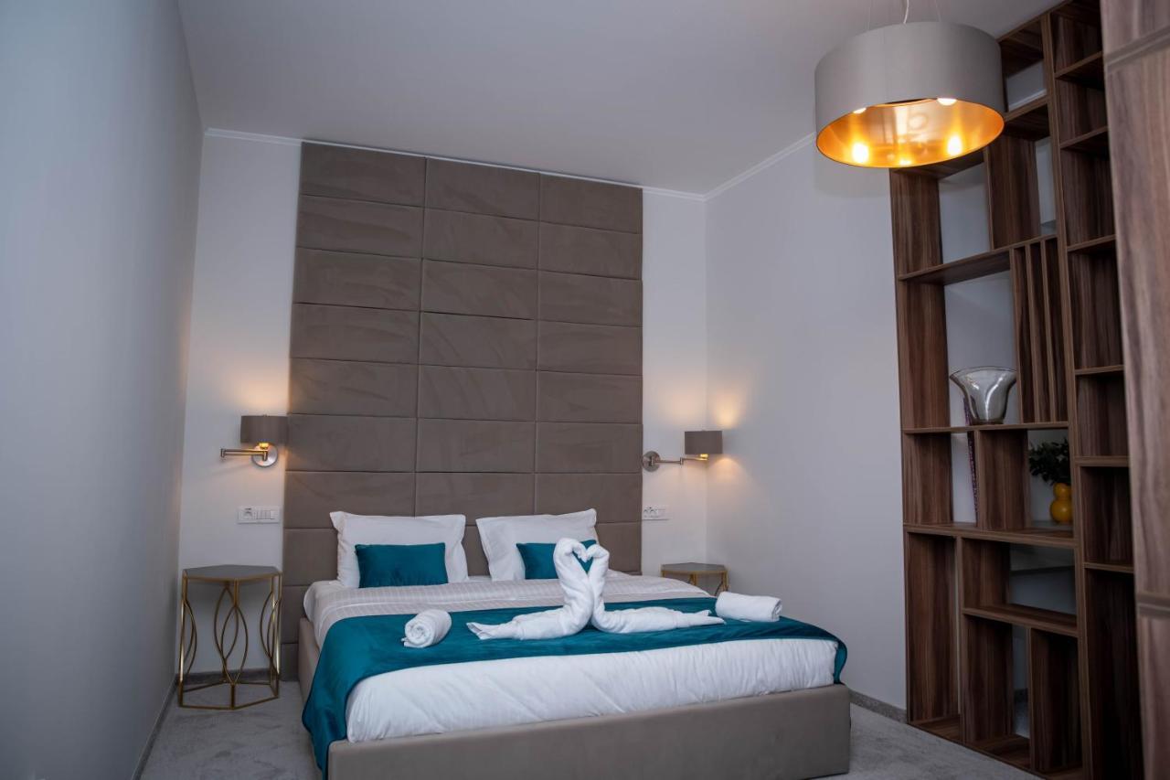 Unique Garden Hotel Braiła Zewnętrze zdjęcie